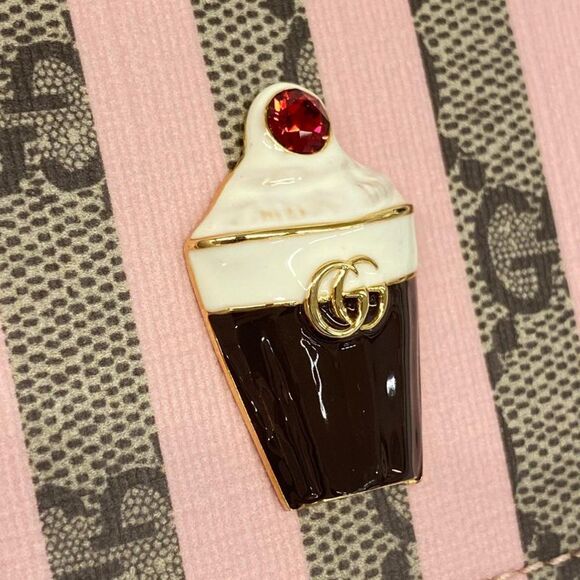 Gucci Gg Supreme Pink Canvas Wallet  (Pre-Owned) - Picture 11 of 12